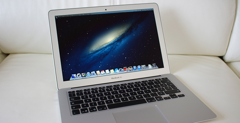 MacBook Air 13" (2013)