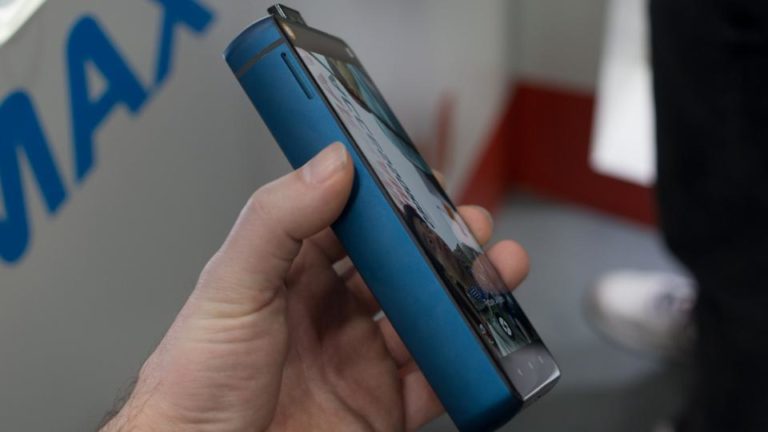 Energizer dévoile sont (très) gros smartphone lors du MWC 2019, le Power Max P18K