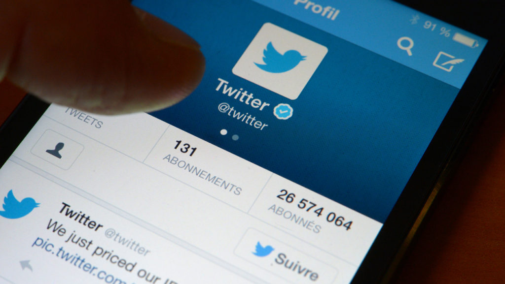 Twitter met à jour son application en espérant faciliter la prise de photos pour attirer plus d'abonnés