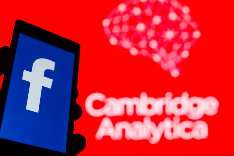 Cambridge Analytica : Facebook condamné à une amende record de 5 milliards $
