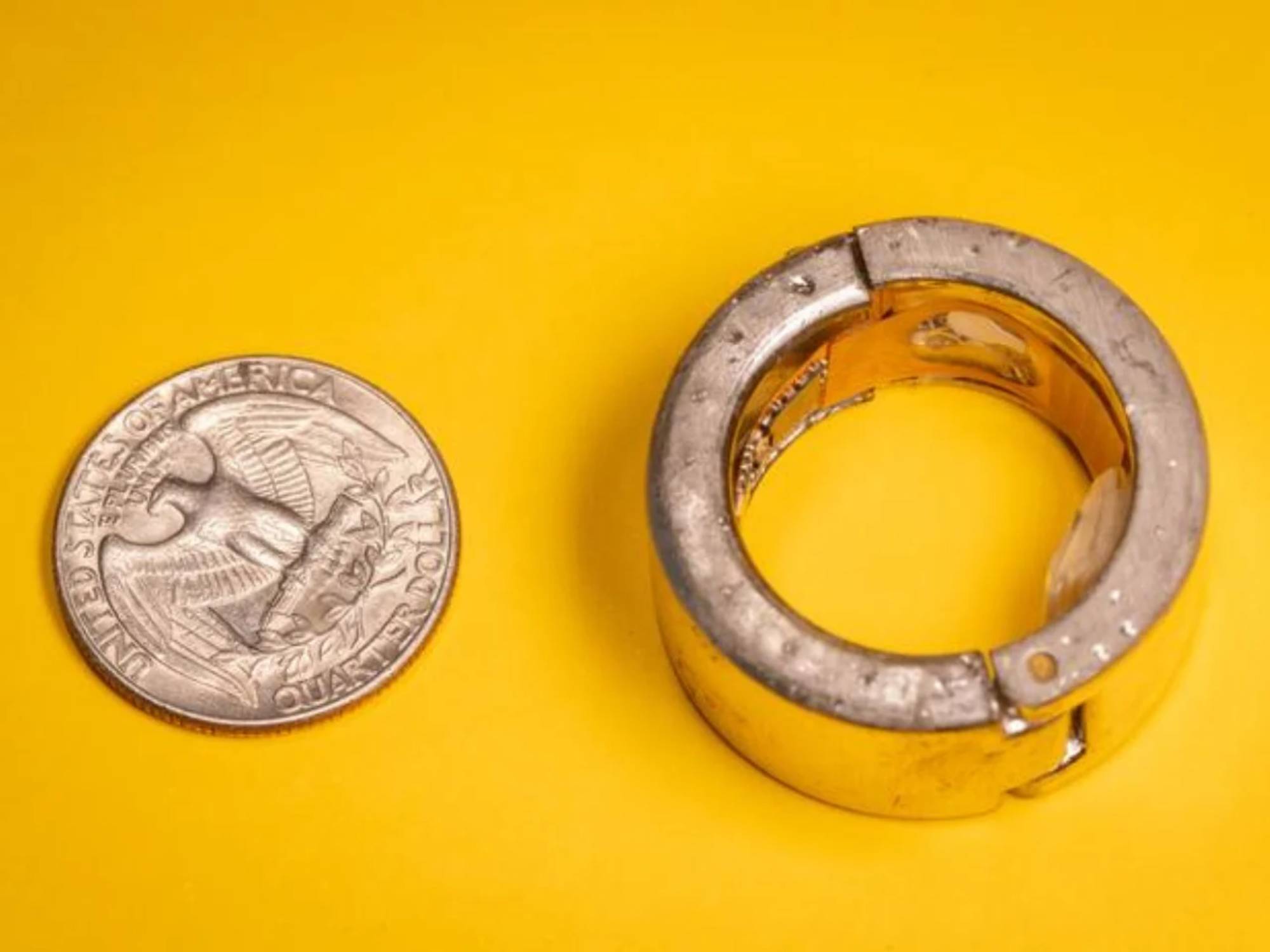Composants internes de la bague connectée CHARM servant à analyser les biomarqueurs présents dans la sueur