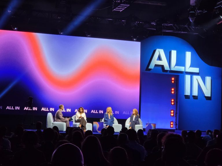 Panel sur la confiance, la responsabilité et la gouvernance de l’intelligence artificielle à ALL IN Montréal 2026.