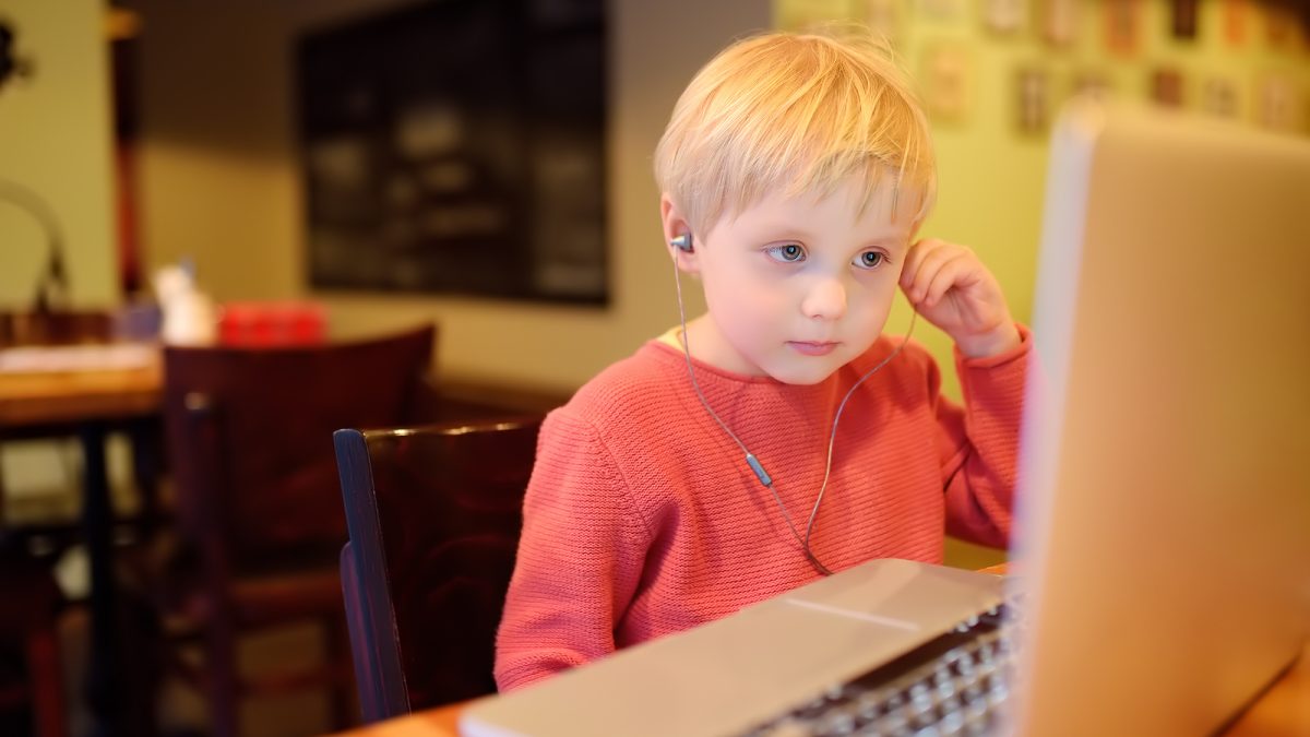 Facebook : «Messenger Kids» laissait des inconnus aborder des enfants
