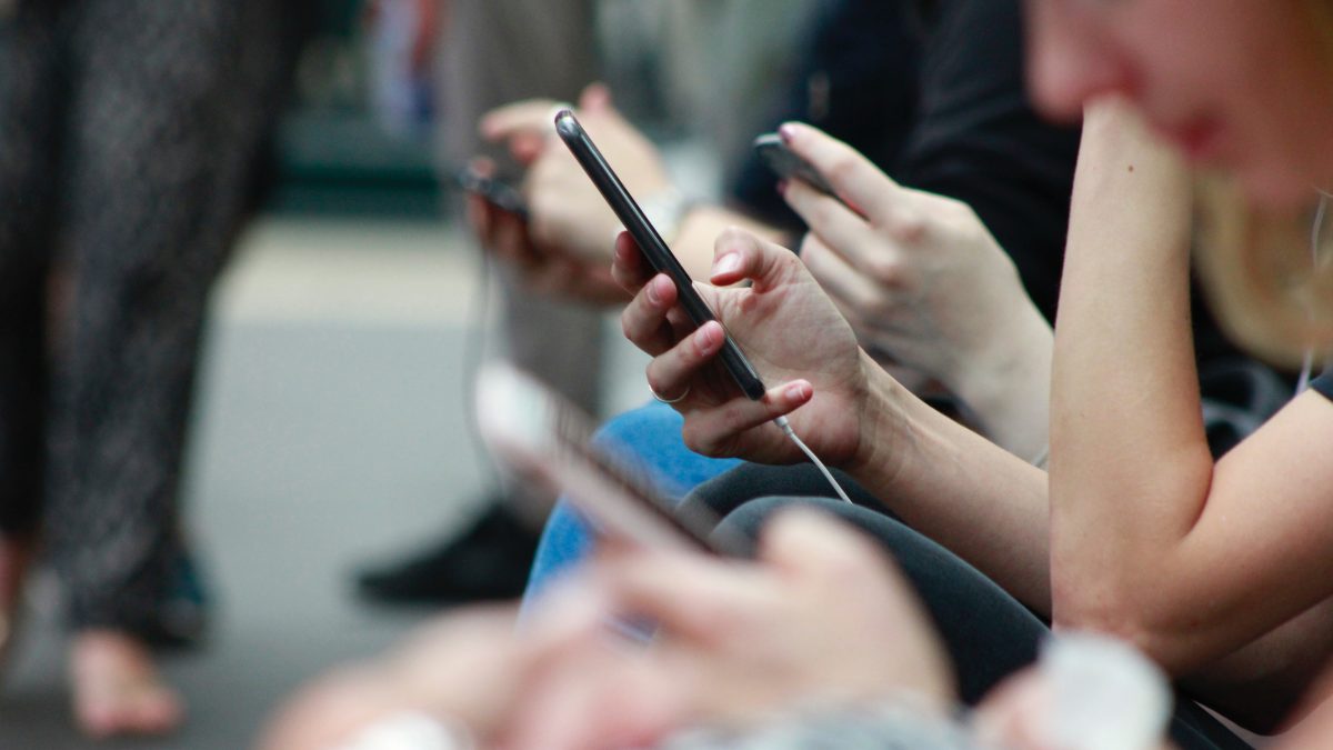 Pourquoi Instagram veut masquer le compteur de "likes"
