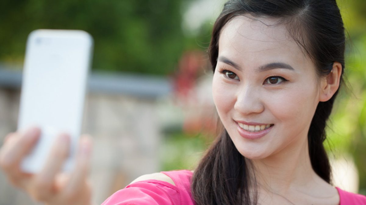 Selfie d'une asiatique