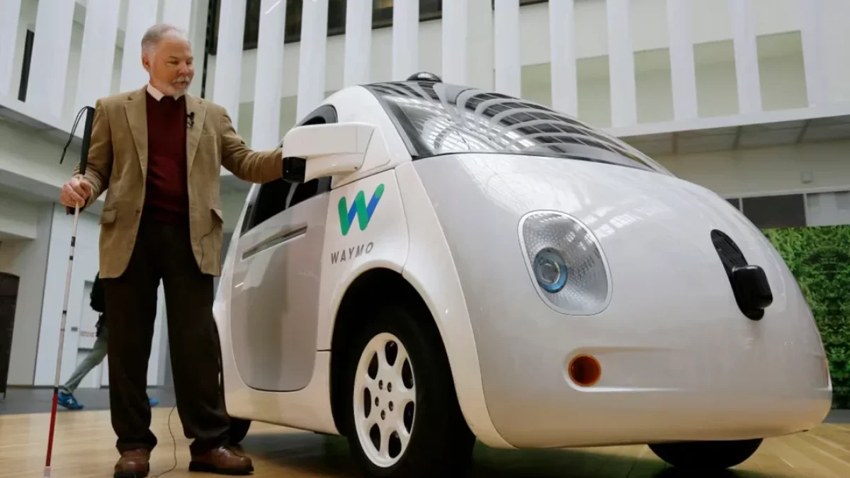 waymo-robotaxis-target-toronto-next-v0-sik37gcs0v4g1